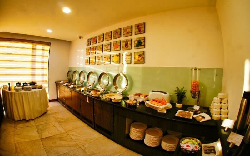 1743151257_1_TFR_Miramar_Goa_Flamingo_02