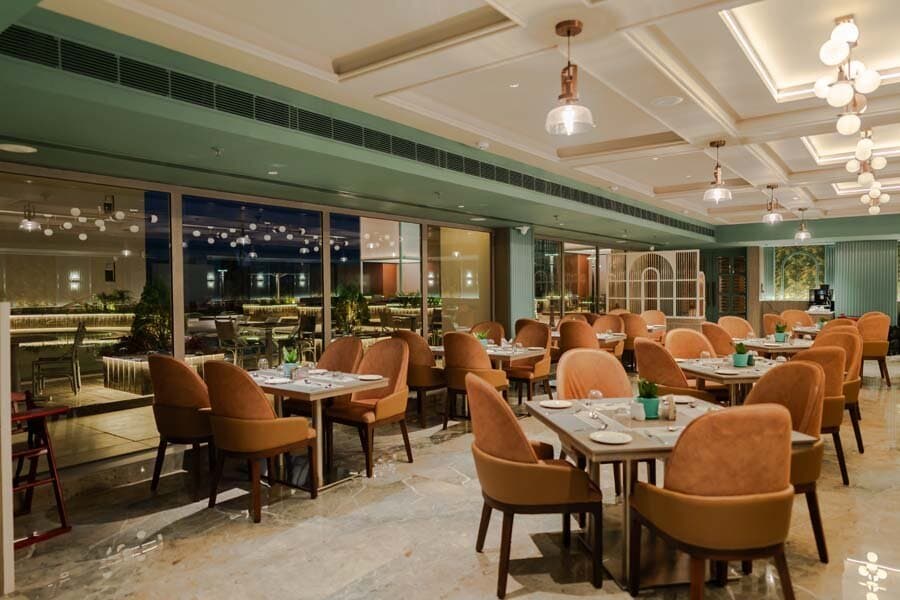 1749795470_5_restaurant-3