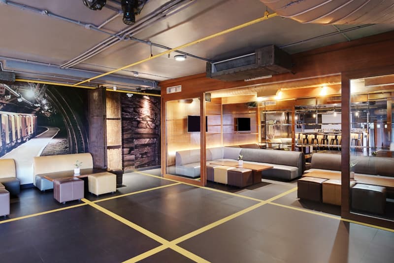 Winter Green Room